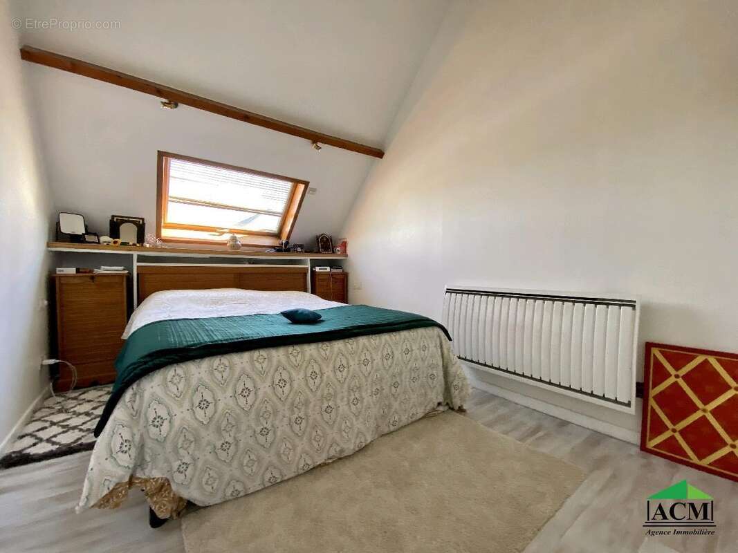 Maison à MERY-SUR-OISE