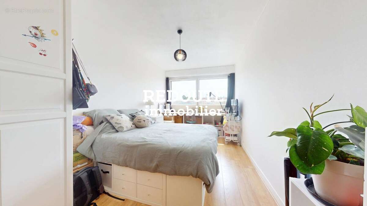 A vendre appartement t4 a tinqueux - balcon place de parking - photo 5