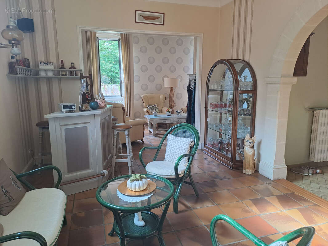 Maison à LEOGNAN