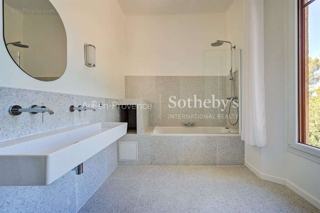 Maison à AIX-EN-PROVENCE