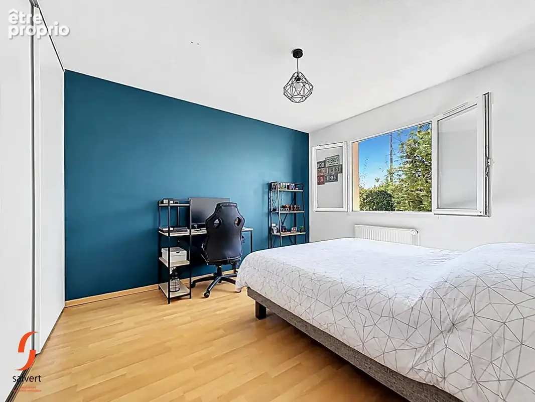 A vendre, Maison de plain pied 5 chambres  et un bureau, jardin de 1390m2 - photo 10