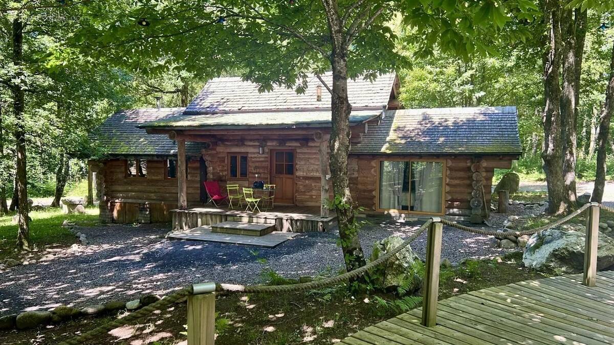 Maison à MONCEAUX-SUR-DORDOGNE