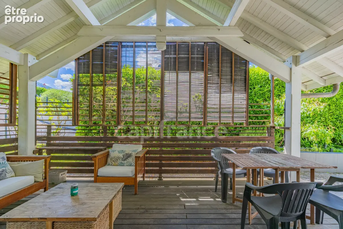 À 5 minutes de la Suisse – Villa de charme avec studio indépendant et vue exceptionnelle - photo 10