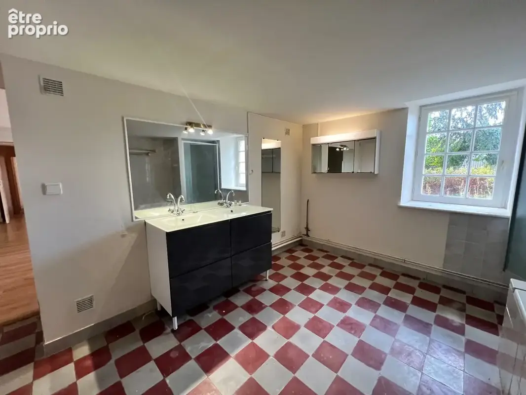 Longère de caractère – 230 m² – charme, volumes & authenticité – 20 minutes au nord de châtellerault - photo 11