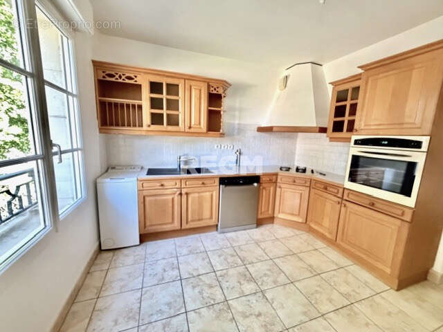 Appartement à SAINT-FARGEAU-PONTHIERRY