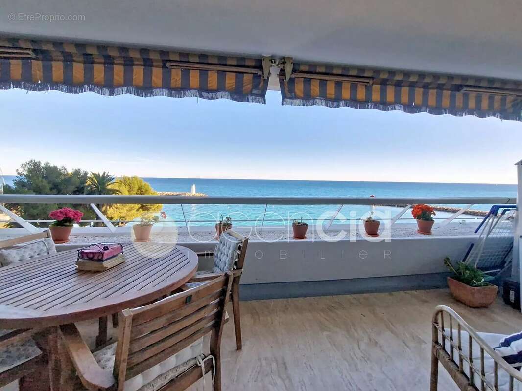 Appartement à VILLENEUVE-LOUBET