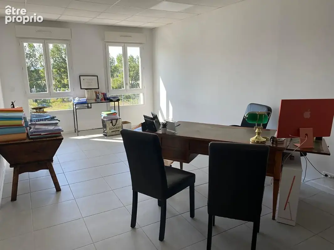 Appartement 108M² EGUILLES - PARKING 265 000 - photo 2
