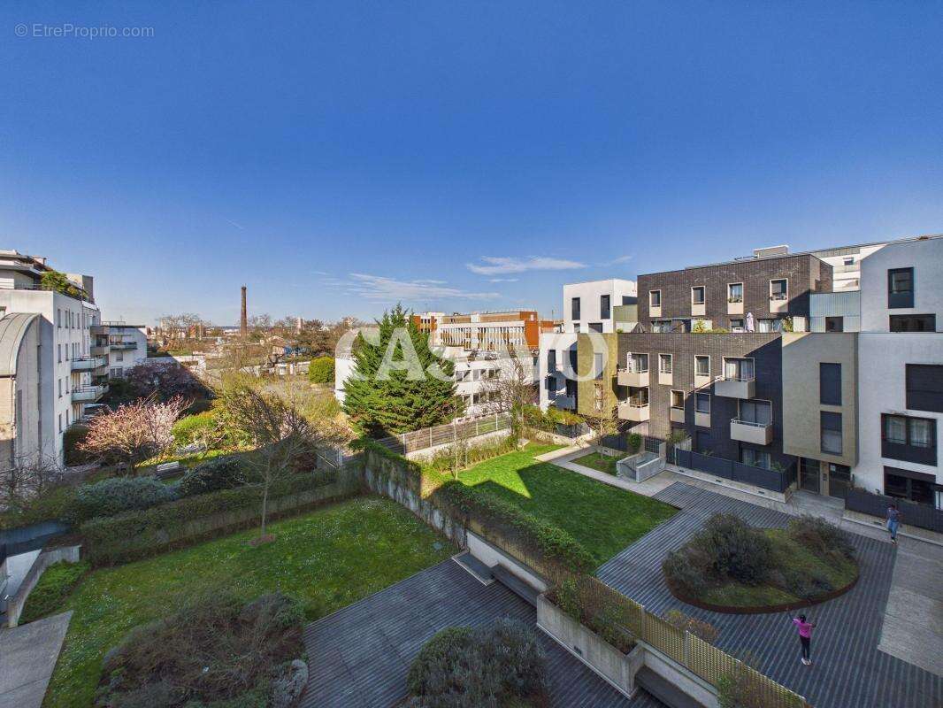 Appartement à GENNEVILLIERS