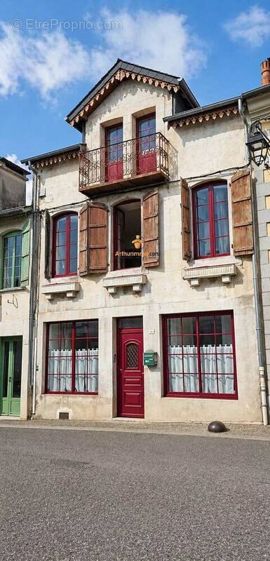 Maison à SAINT-PE-DE-BIGORRE
