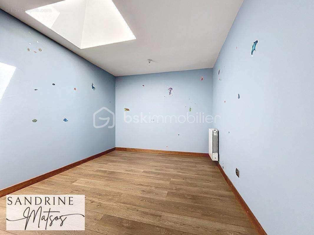 Appartement à CREMIEU