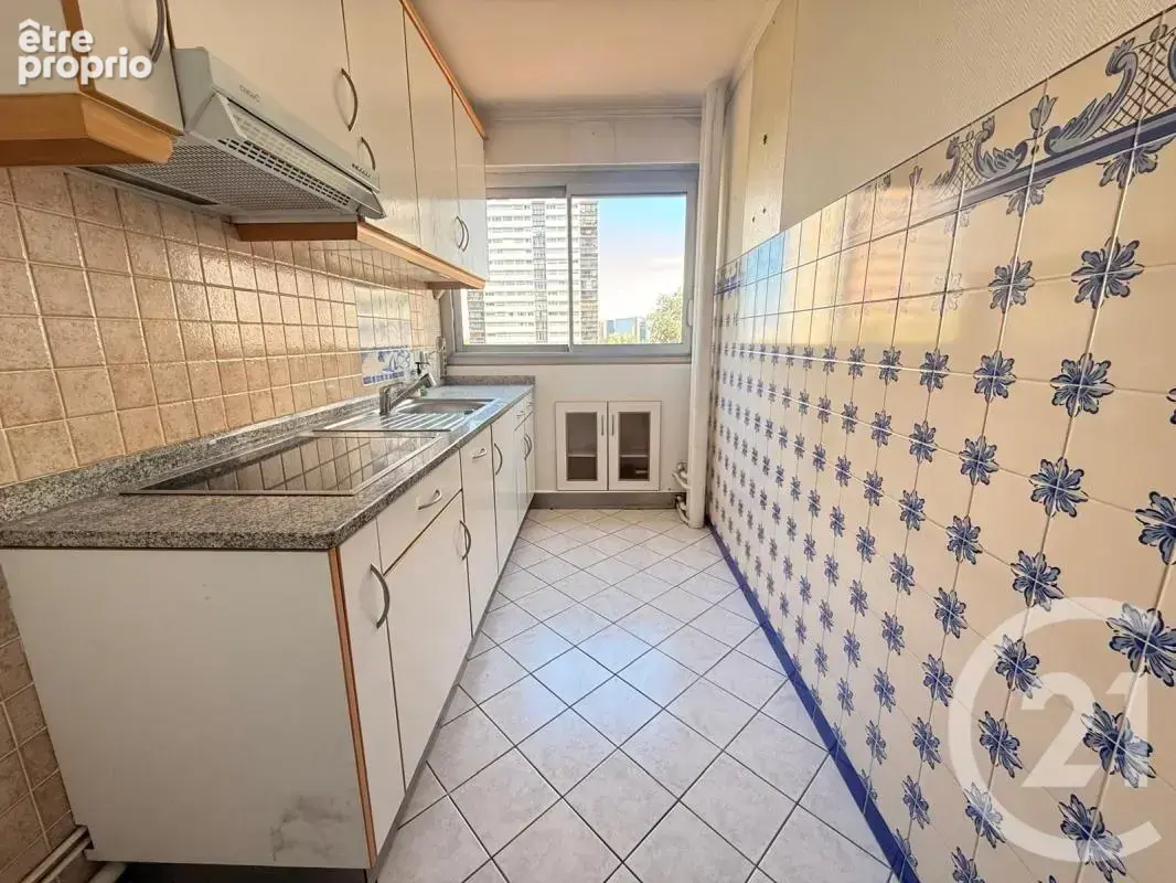 Appartement 3 pièces 64 m² à vendre à Fontenay-Sous-Bois (94120) - photo 2
