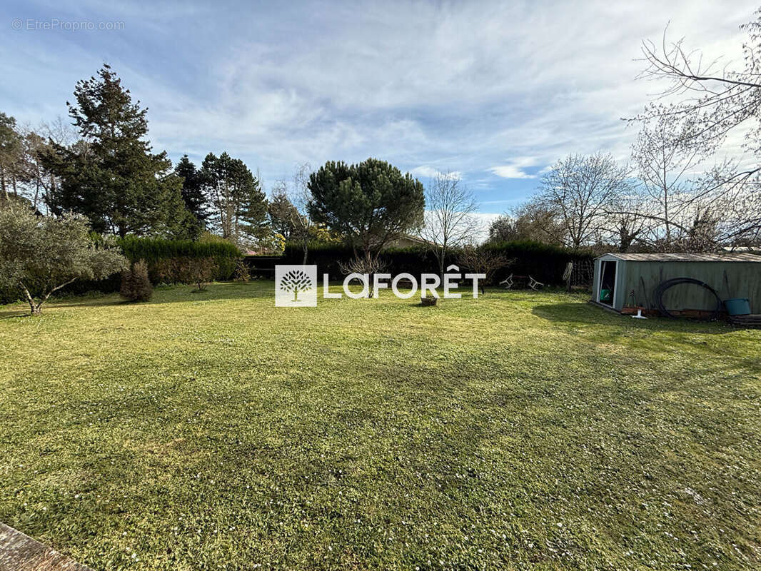 Maison à SAINT-PIERRE-D&#039;AURILLAC