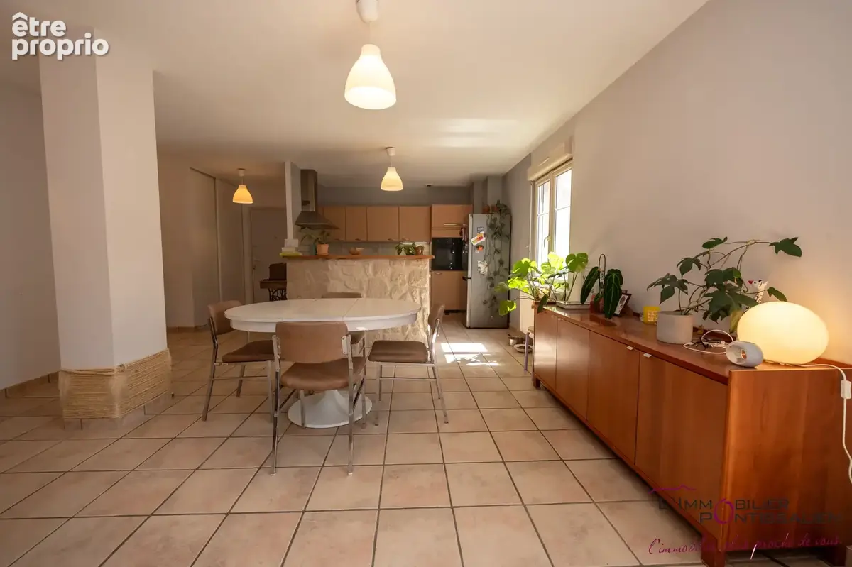 Appartement centre village MOUTHE - photo 8