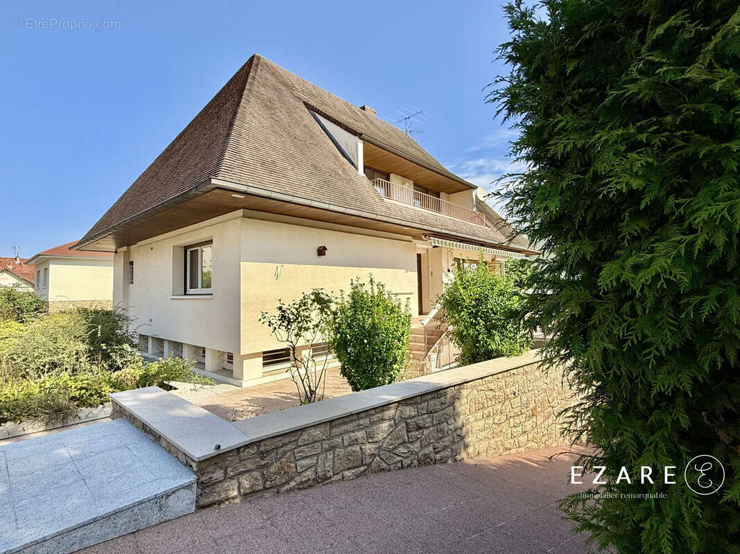 Maison à DIJON