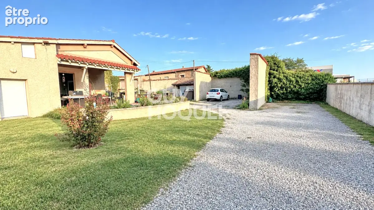 Maison et Terrain en zone industrielle des Platières à Mornant - photo 3