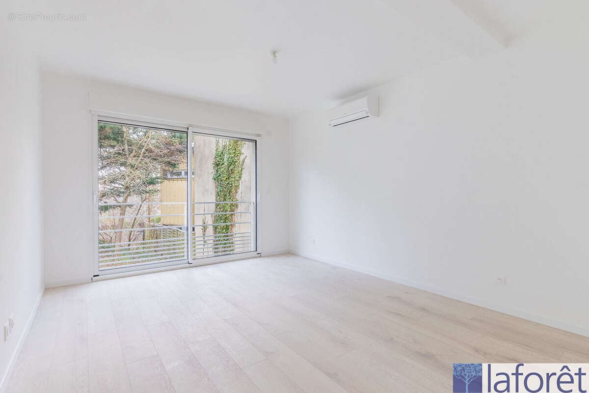 Appartement à IGNY