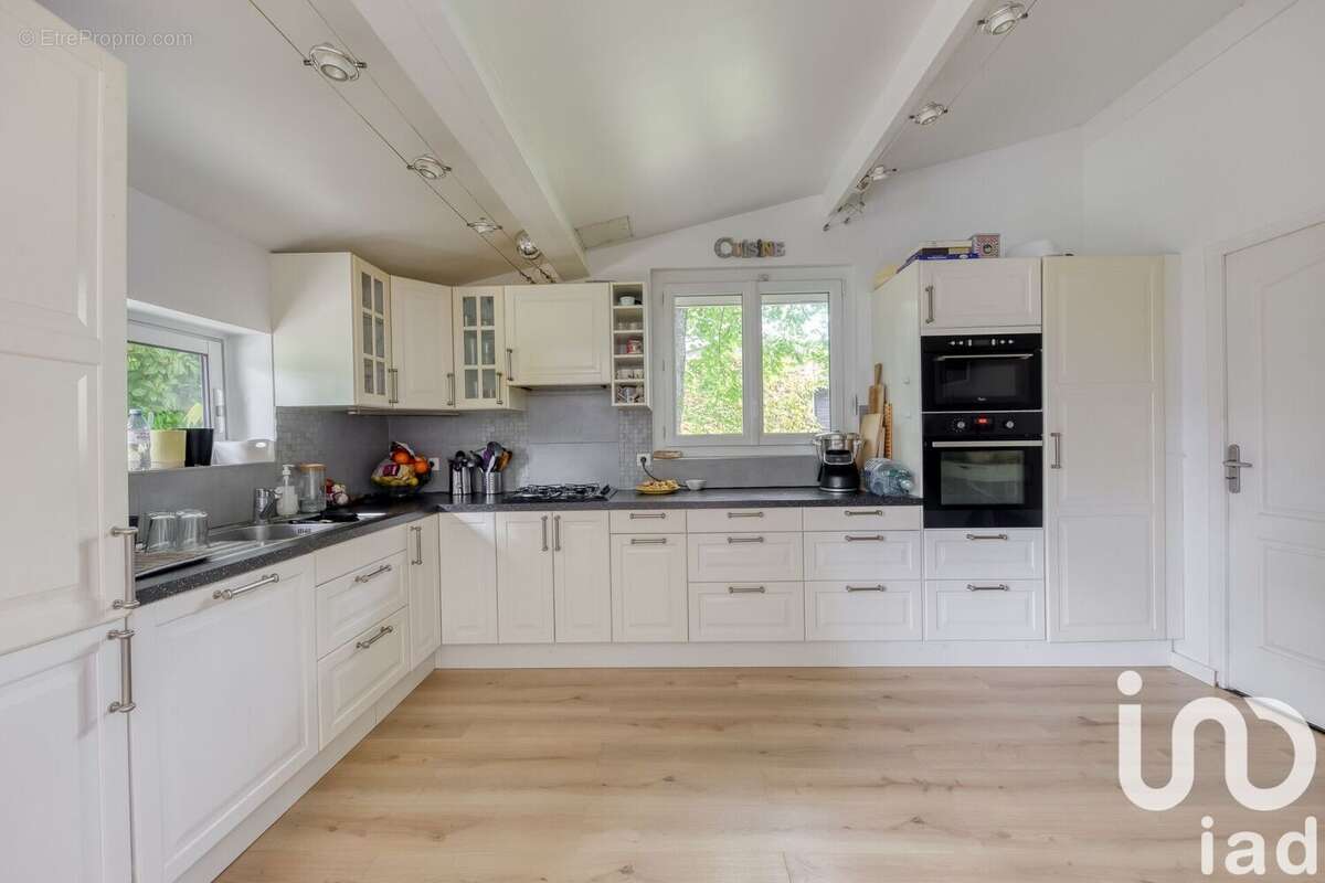 Photo 3 - Maison à LESIGNY