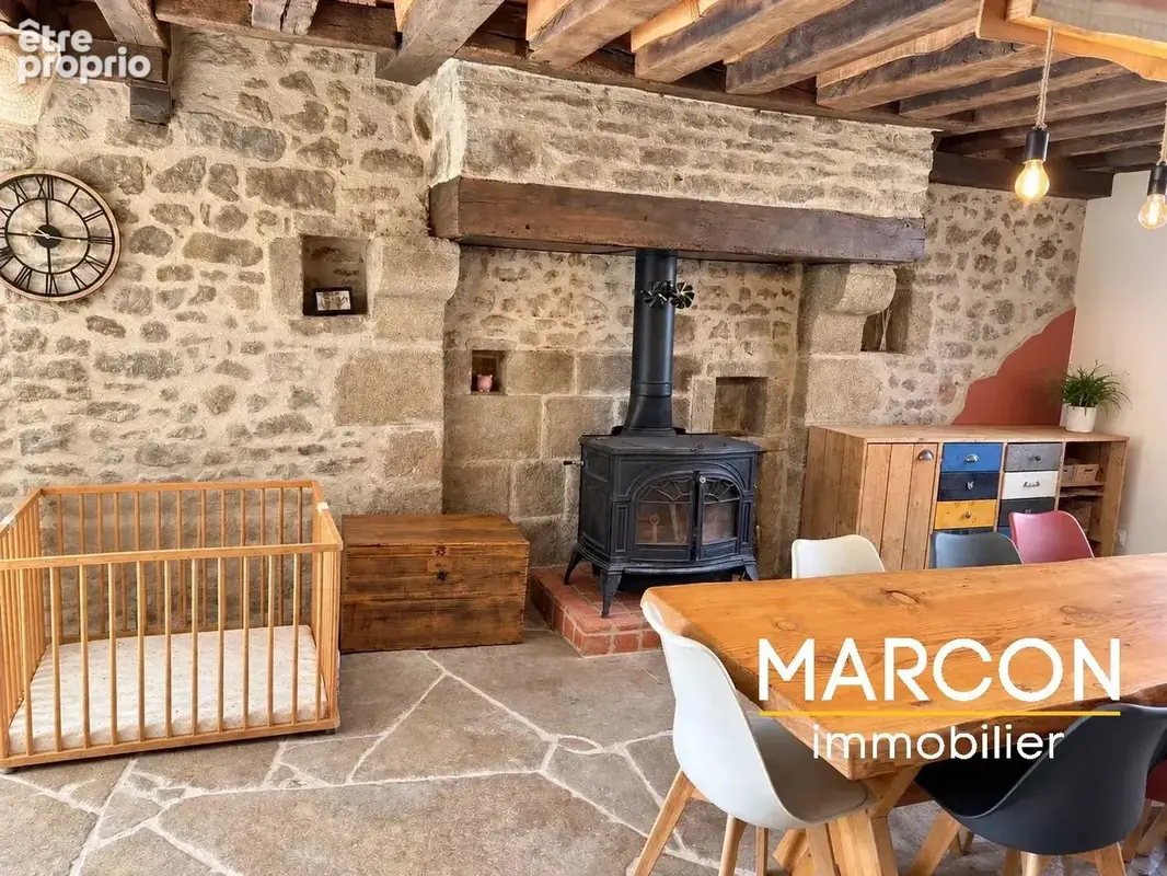 Ensemble immobilier de charme – secteur des trois lacs – maison rénovée, dépendances et studio indépendant - photo 5