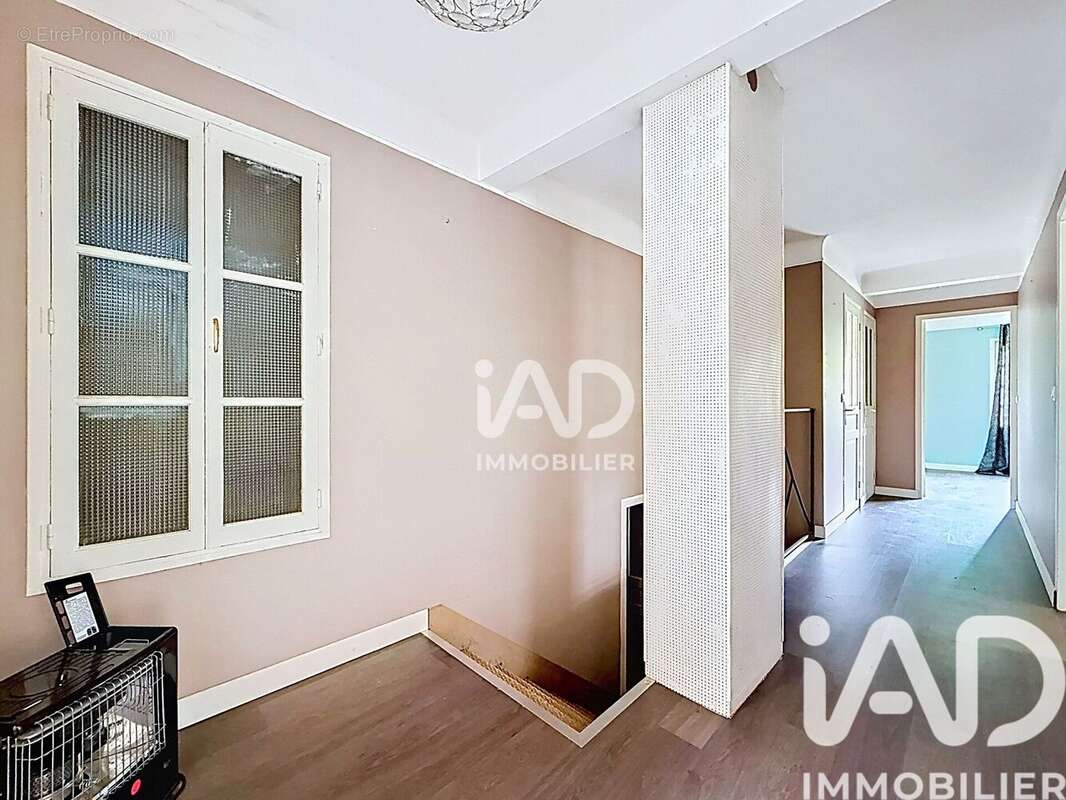 Maison 170 m² à Champs  - photo 7