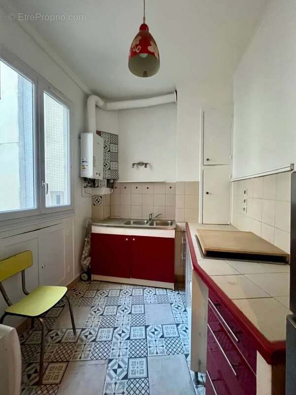 Appartement à PARIS-18E