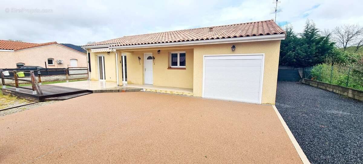 Maison à SAINT-JEAN-DE-VERGES