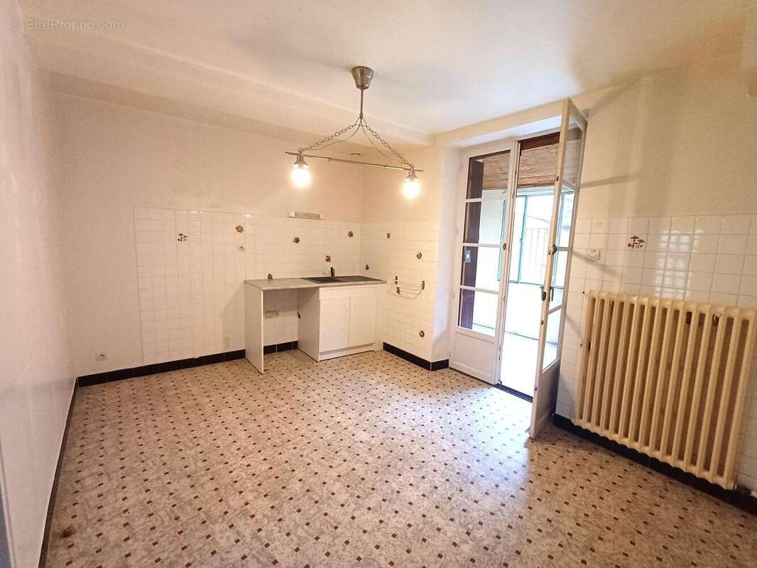 Photo 4 - Maison à COURTALAIN