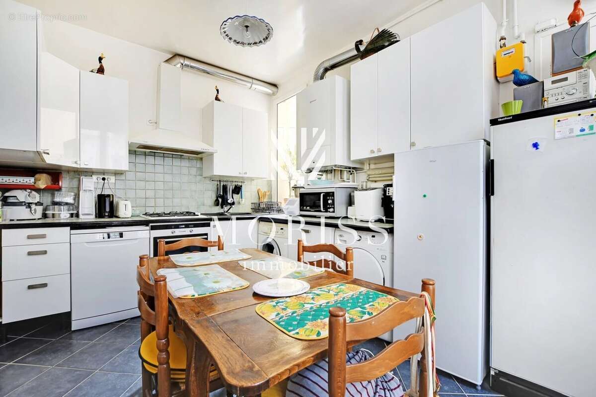 Appartement à PARIS-9E