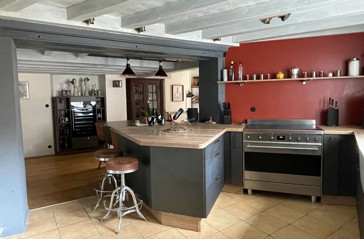 Appartement Chambéry Centre 75 m² - photo 2
