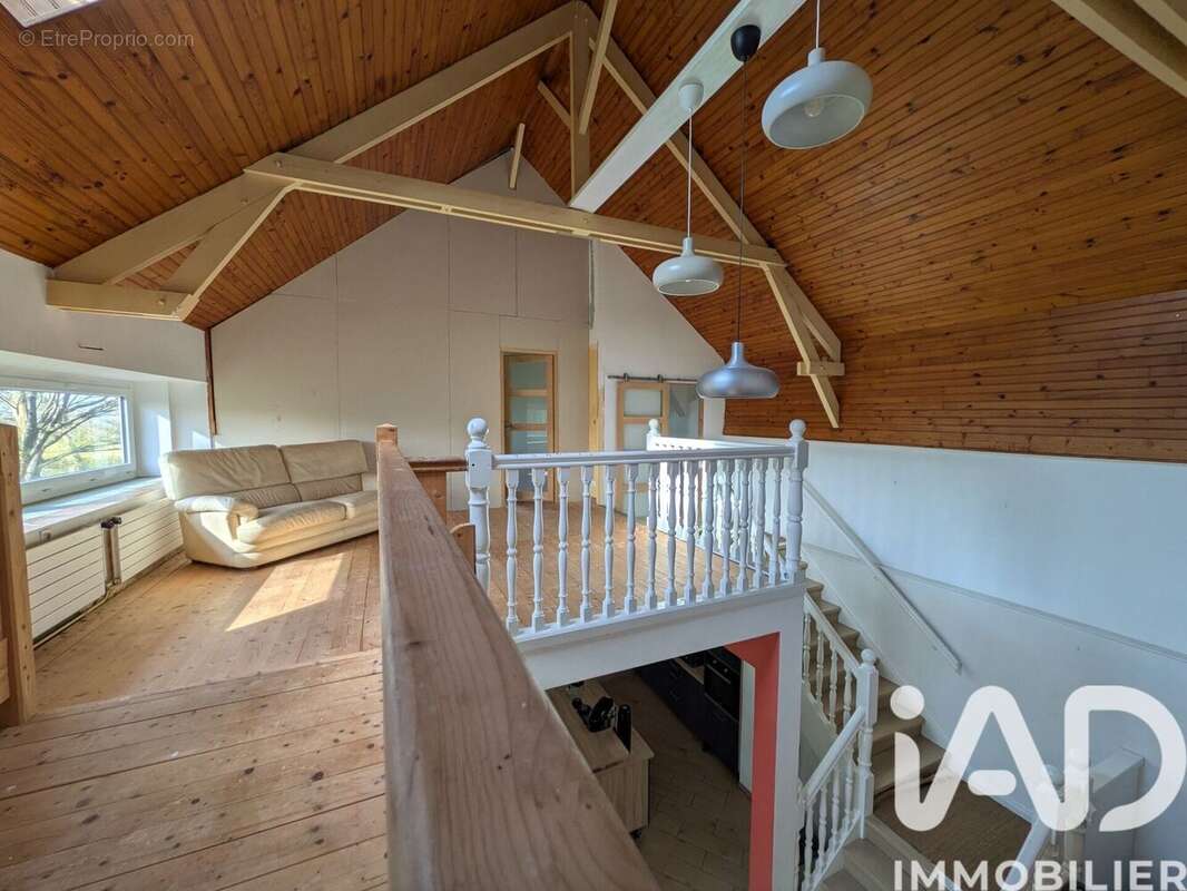 Maison 335 m² à Saint-Pierre-De-Semilly  - photo 9