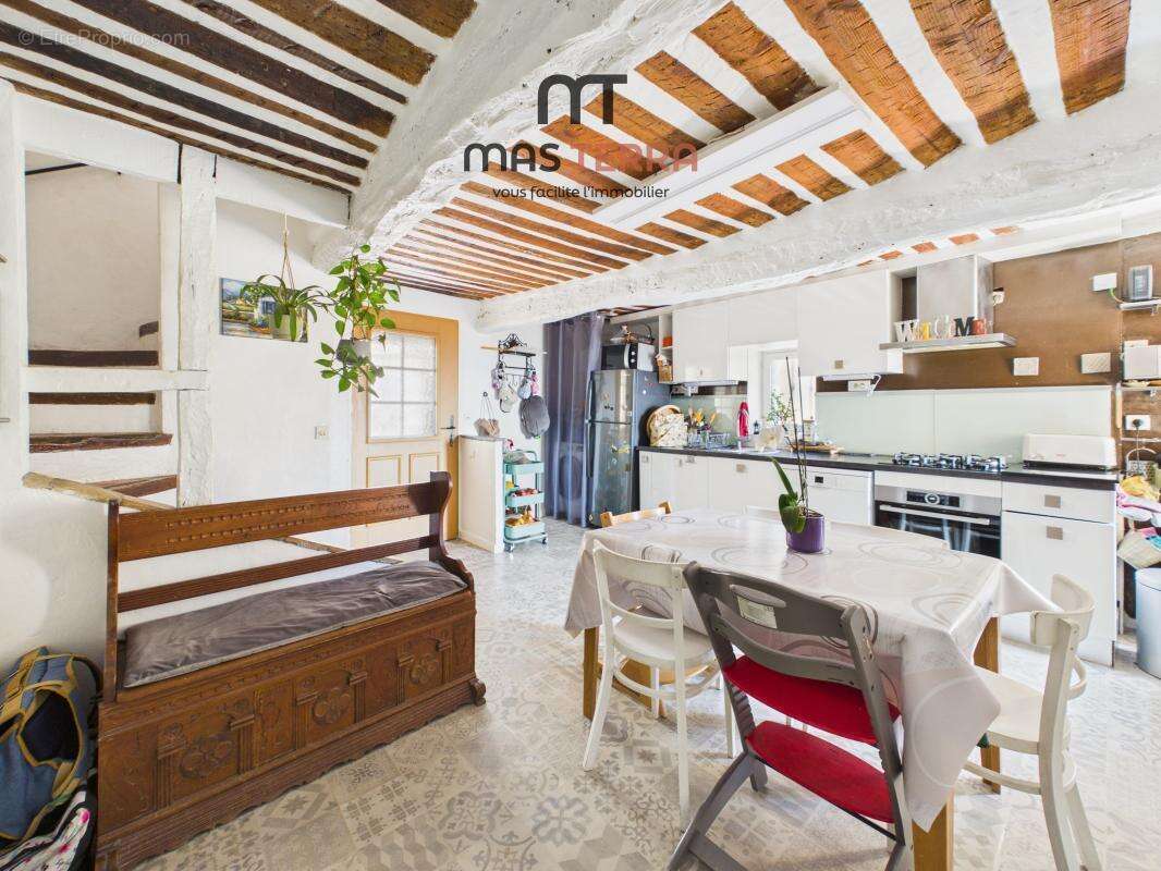 Maison 80 m² à Grasse  - photo 2