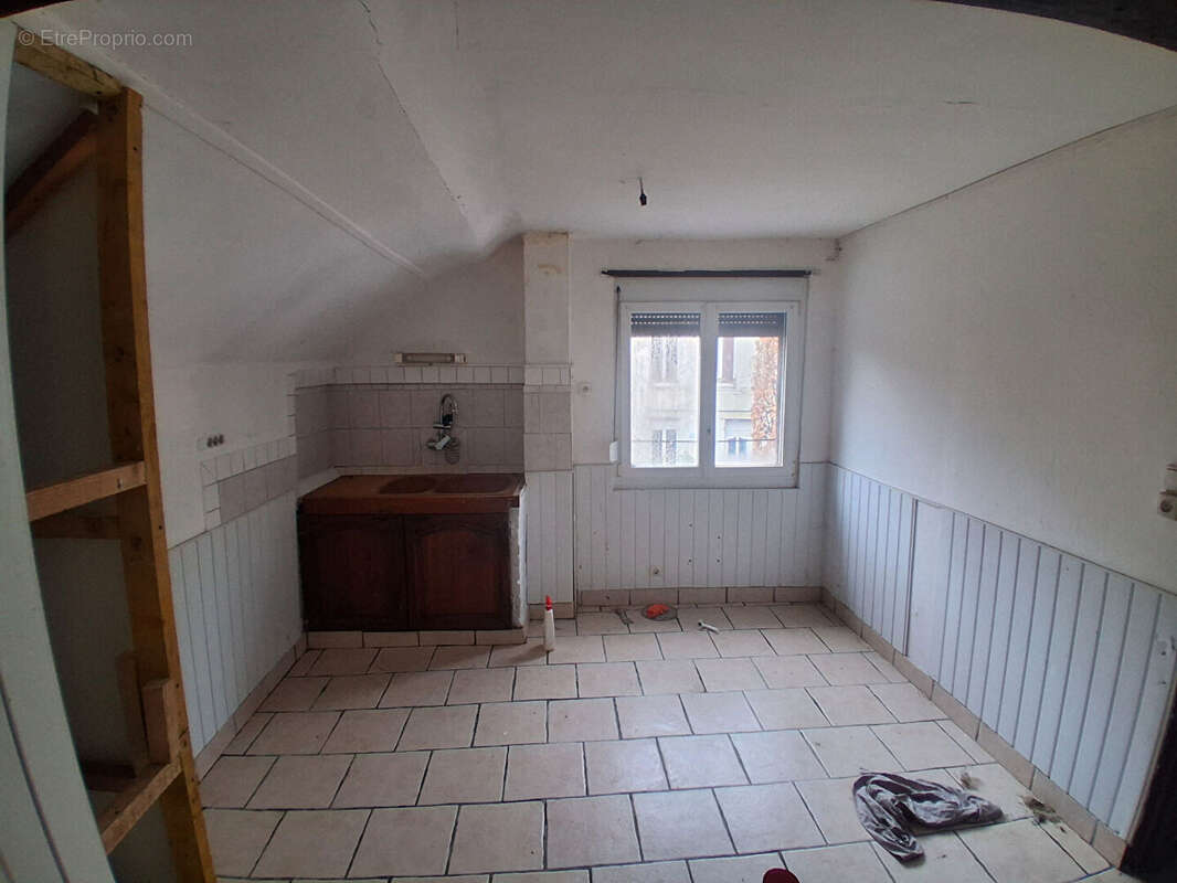 Appartement à VERVINS