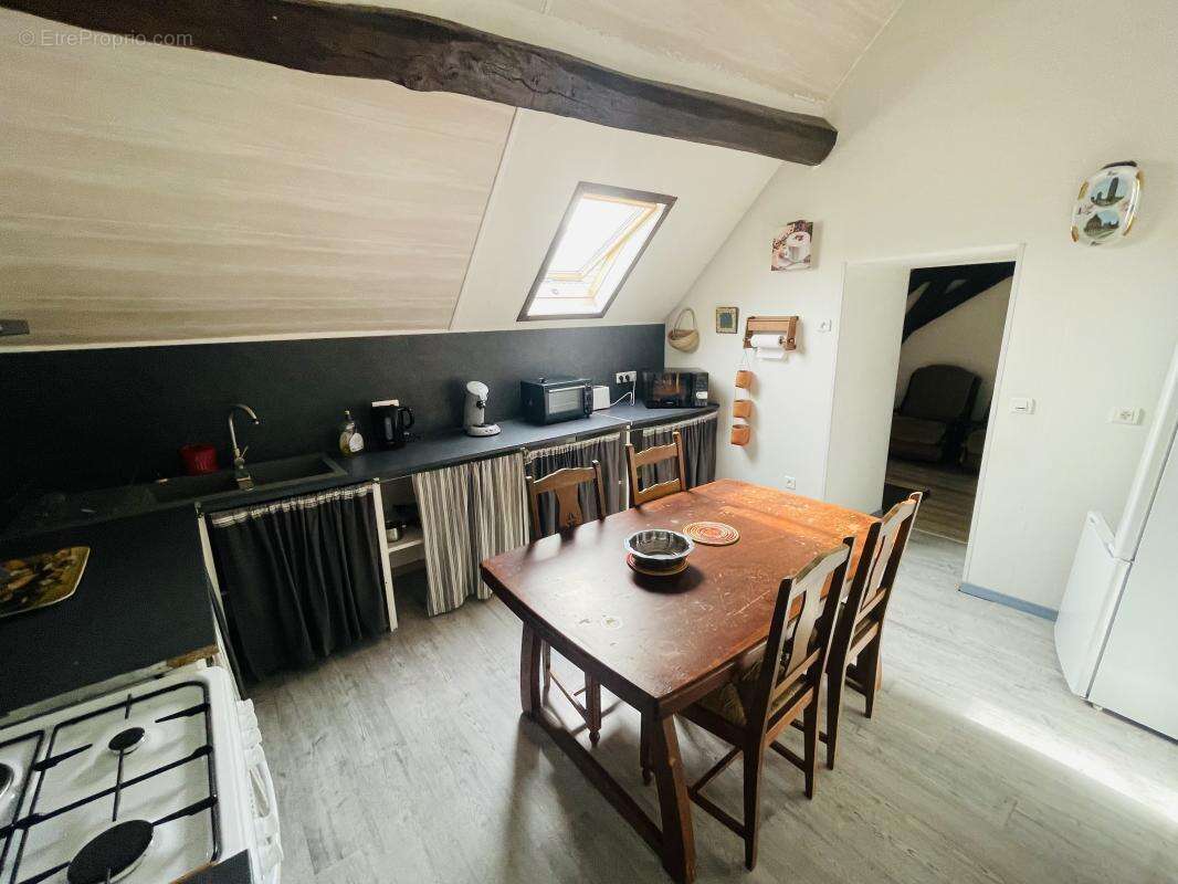 Maison à ROUVRAY-SAINT-DENIS