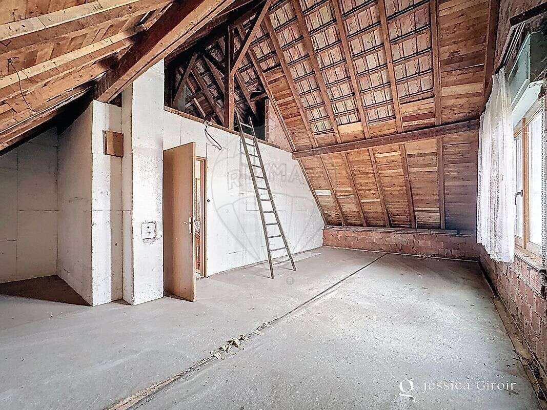 Maison à SAINTE-CROIX-EN-PLAINE