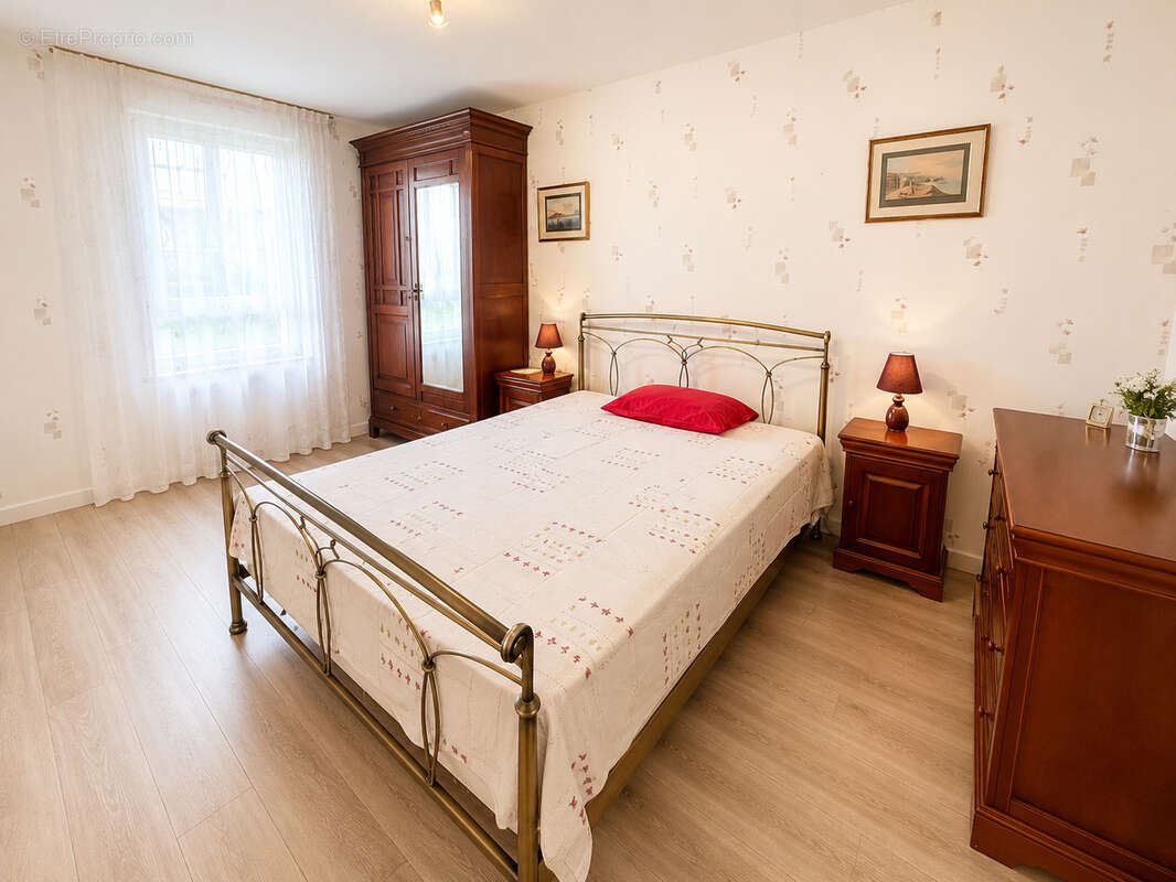 Appartement - t4 - coligny - photo 3
