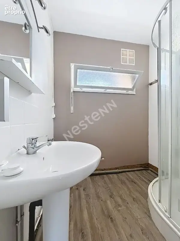 Nantes Rond-point de Vannes / Appartement T3 / 63m² / ascenseur / - photo 11