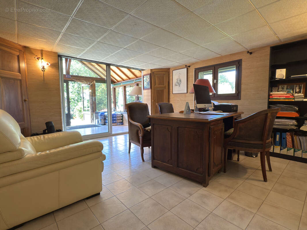 Maison à LA COMBE-DE-LANCEY