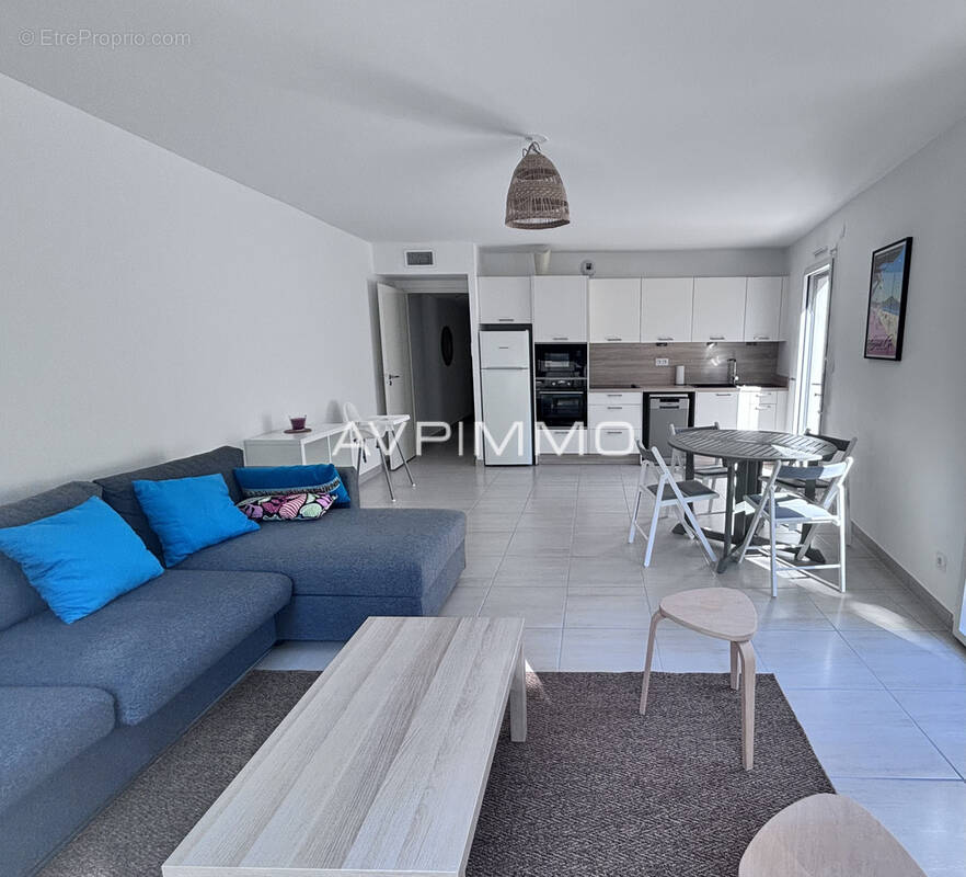 Appartement à SAINT-CYR-SUR-MER