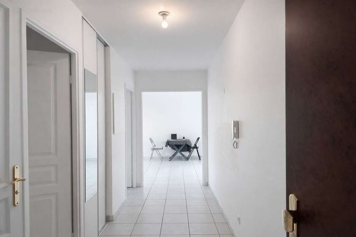 Appartement à CHENNEVIERES-SUR-MARNE