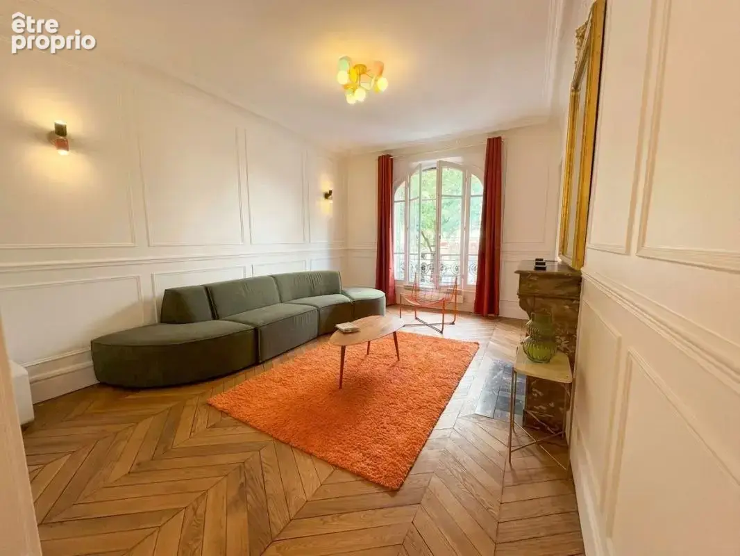 Appartement à PARIS-19E