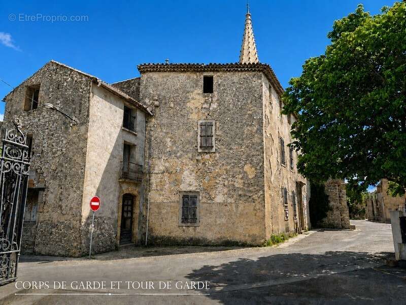 Ancien château de névian (ve – xviiie siècle) - photo 7