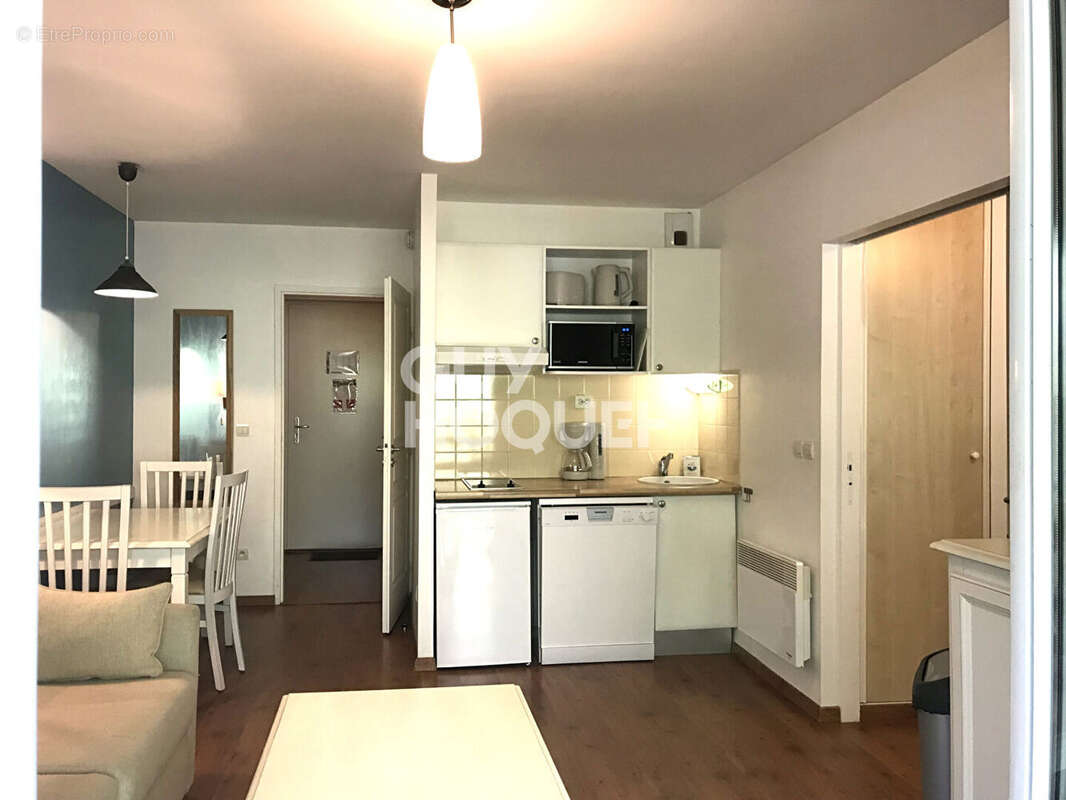 Appartement à PARENTIS-EN-BORN