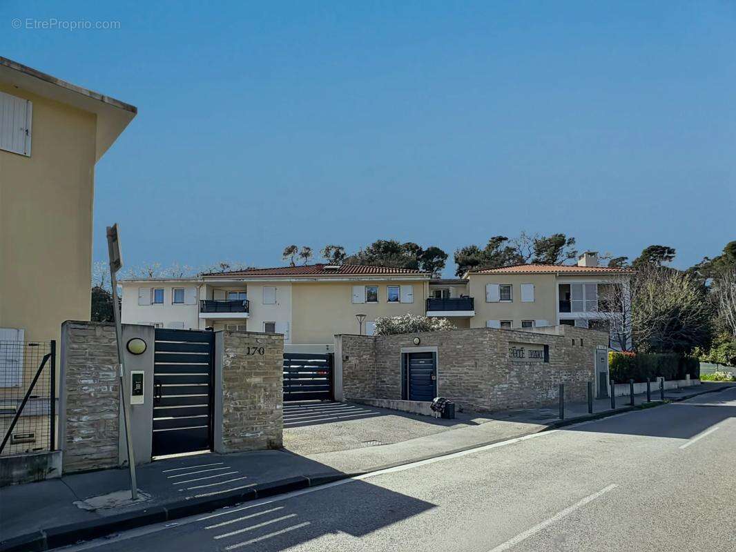 Appartement à MARSEILLE-11E