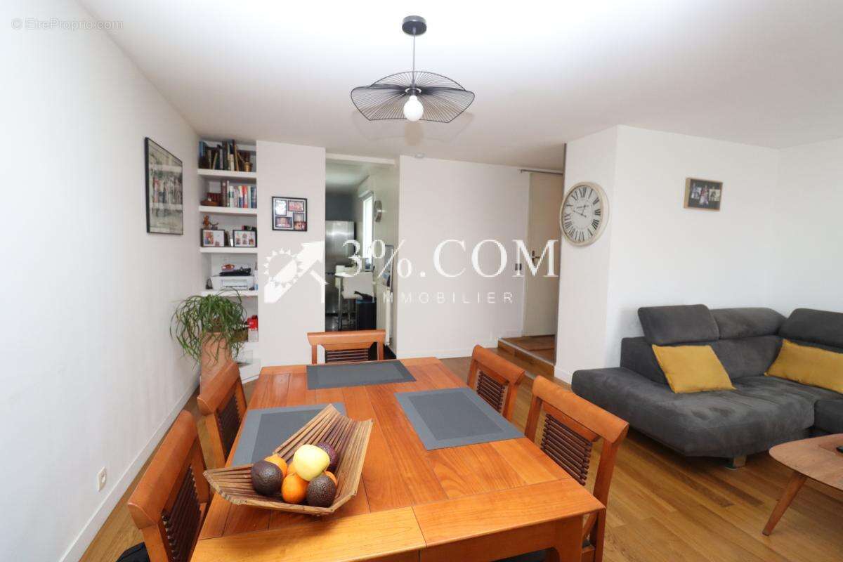 Appartement à SAINT-JACQUES-DE-LA-LANDE