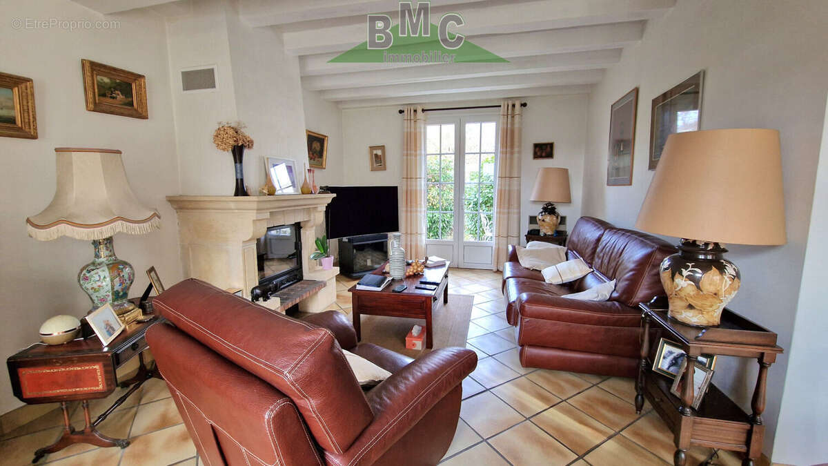 Maison à MONTIGNY-LES-CORMEILLES