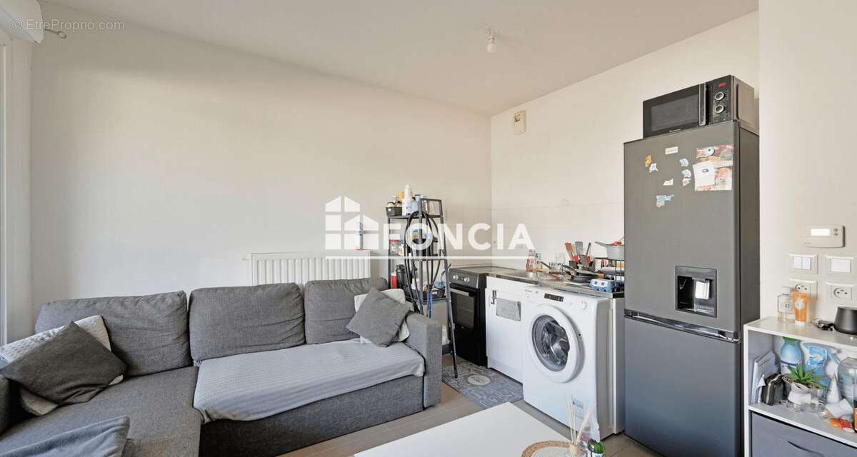 Appartement à JUVIGNAC