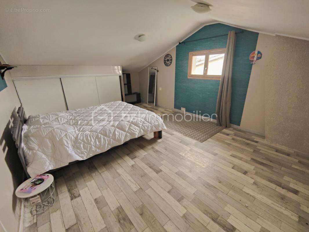 Maison à ARTIGUES-PRES-BORDEAUX