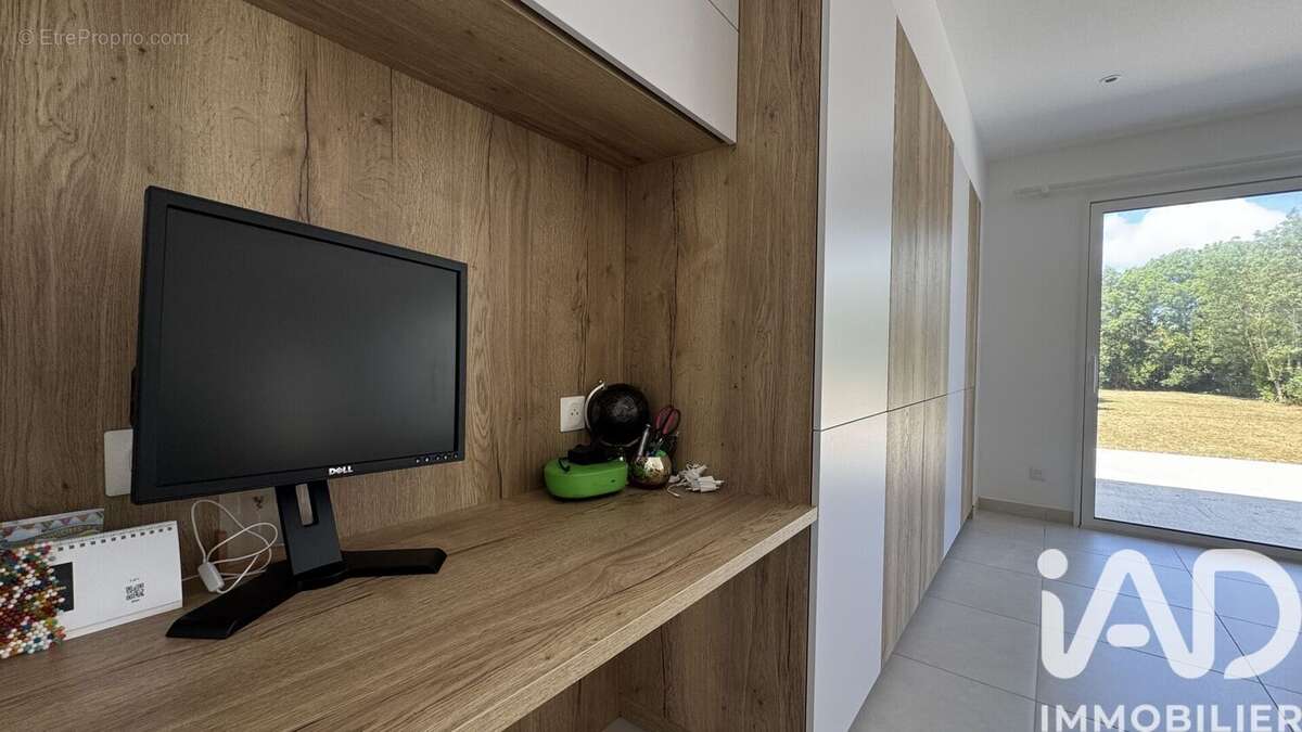Maison 150 m² à Rochefort  - photo 5
