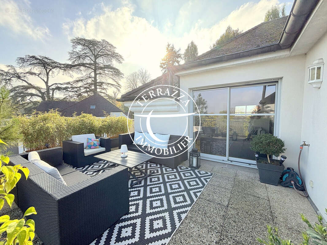 Appartement à BOUGIVAL