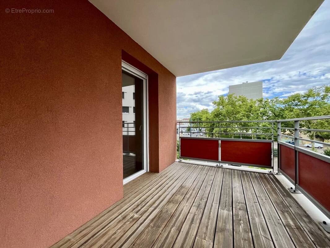 Appartement à LYON-8E