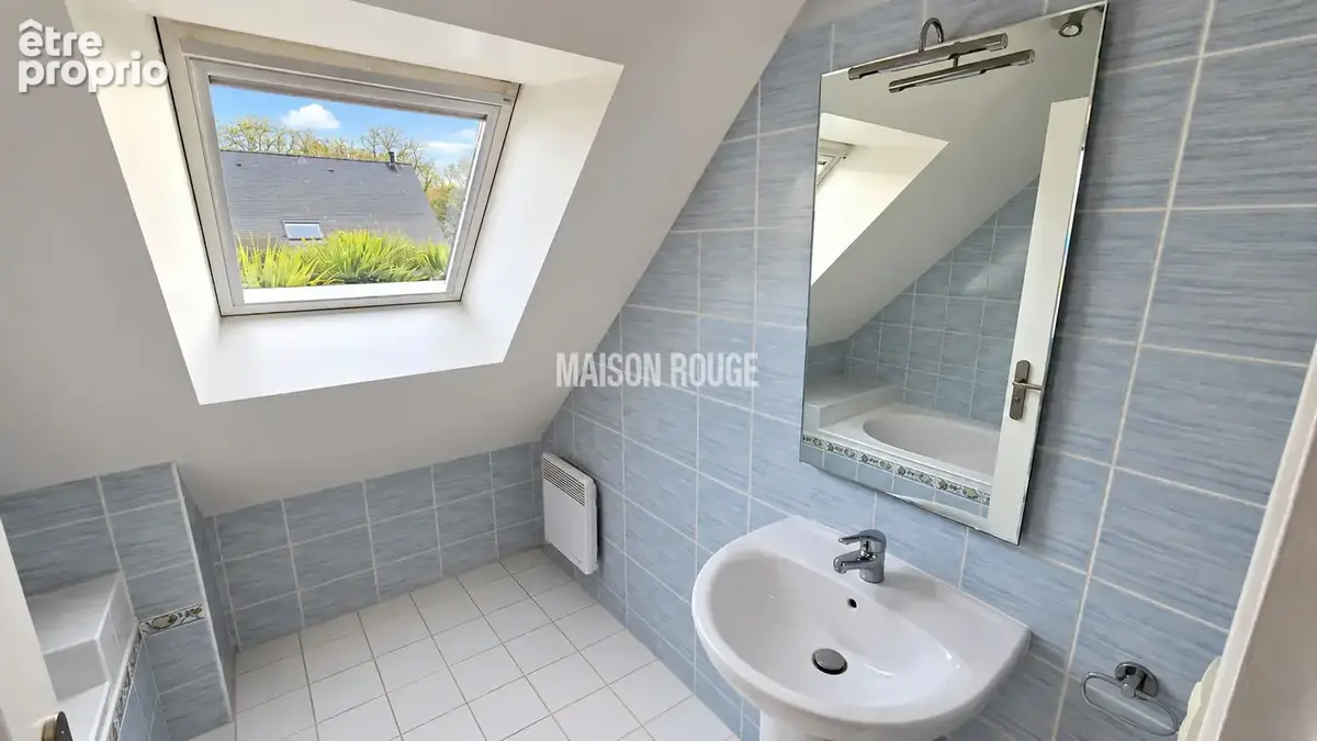 À deux pas du Golfe du Morbihan : maison lumineuse avec jardin paysager et potentiel d'extension - photo 5